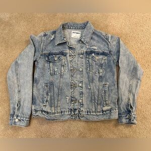 Old Navy Womens 2x Light Wash Button Up Ripped Denim Jean Jacket
Size Small